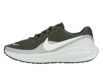 Nike Revolution 8