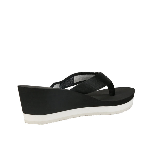 Im Th Stud Beach Sandal