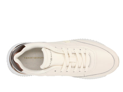 Chic Fashion Runner