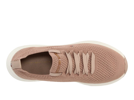 Th Knit Runner
