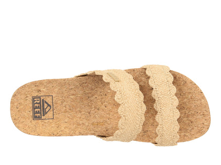 Cushion Vista Higher Scalloped