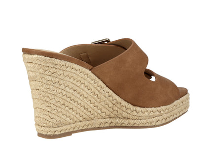 Nakia Nubuck